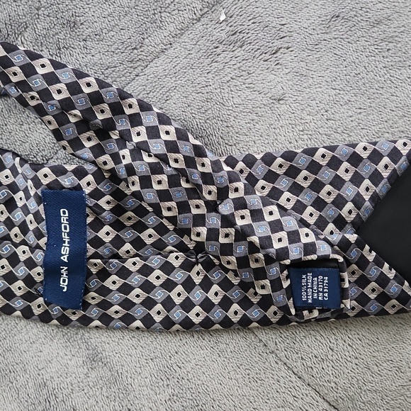 John Ashford Tie - Picture 3 of 3